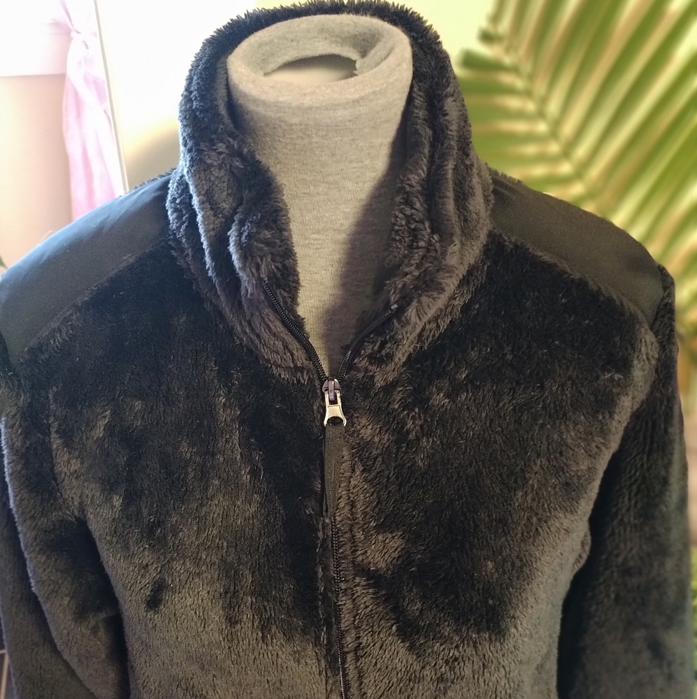 Very Soft Furry Jacket - Picture 6 of 16